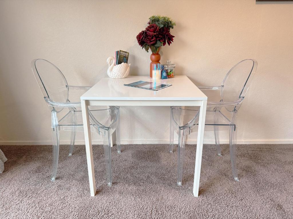 Swan House - Resim 40