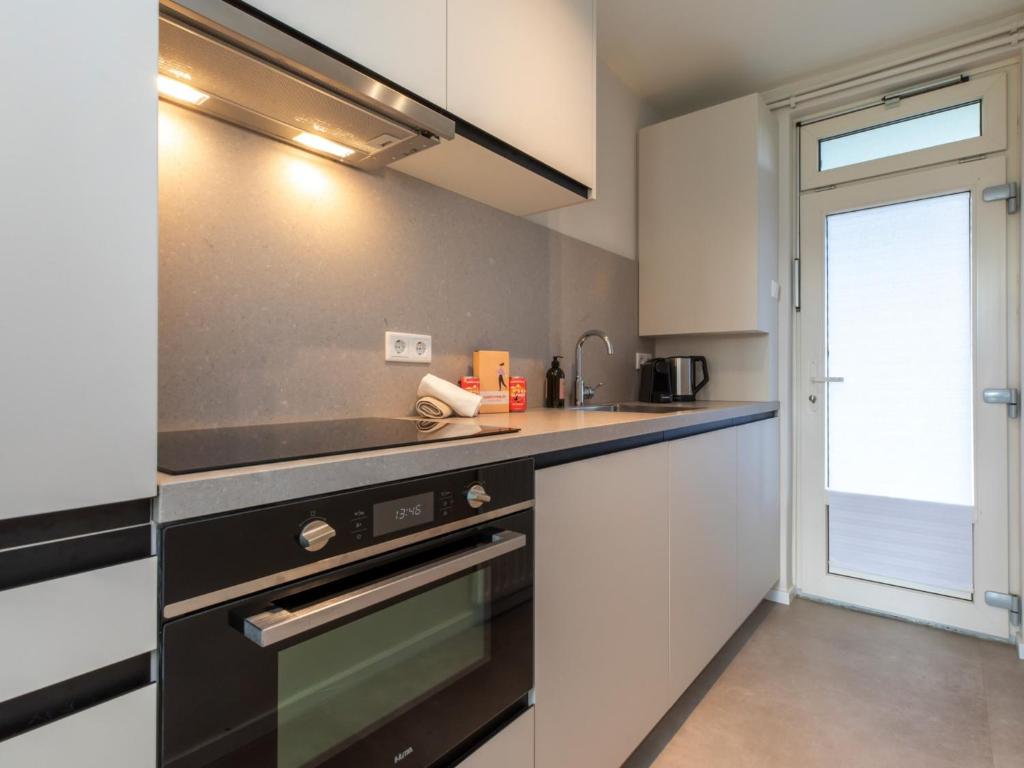 Luxury apartment with sauna by the sea, cleaning included, Zoutelande ... - Luxurious Oceanfront Apartments With Sauna