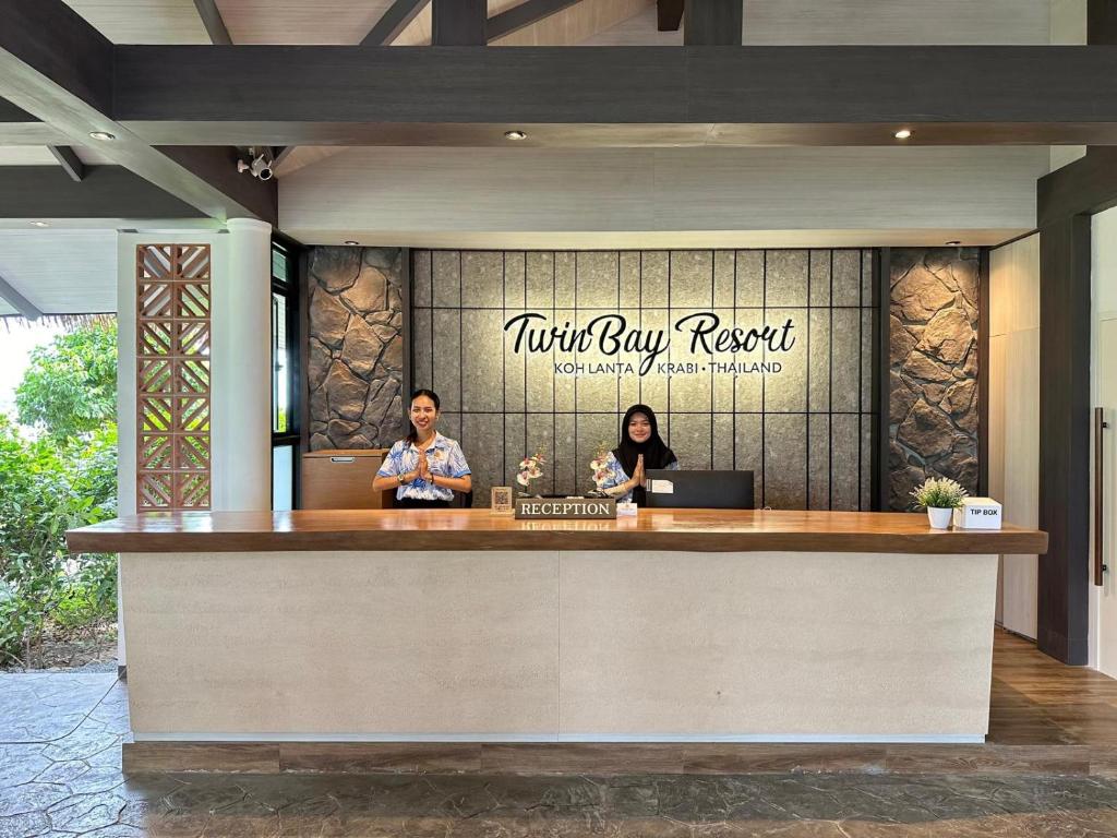 Gäste, die in der Unterkunft Twin Bay Resort Koh Lanta übernachten