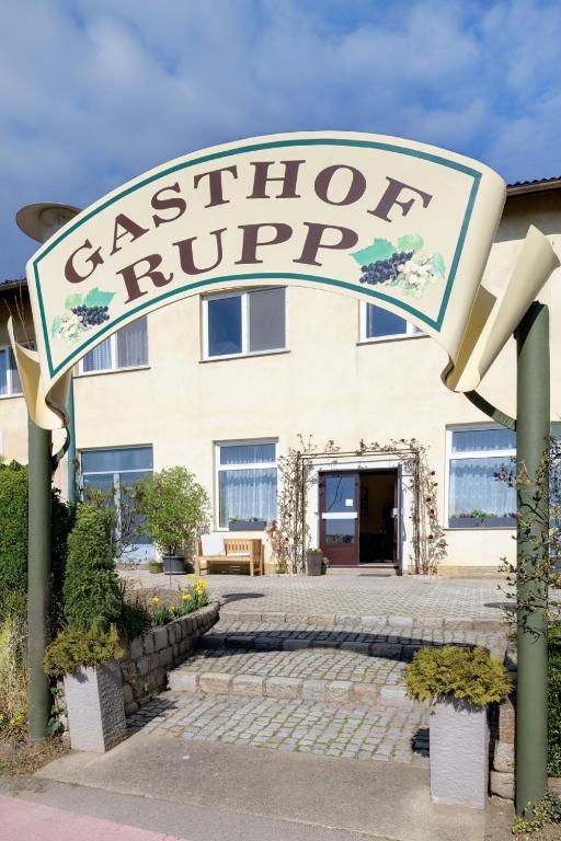 Fotografie z fotogalerie ubytování Gasthof Rupp v destinaci Enzersdorf an der Fischa