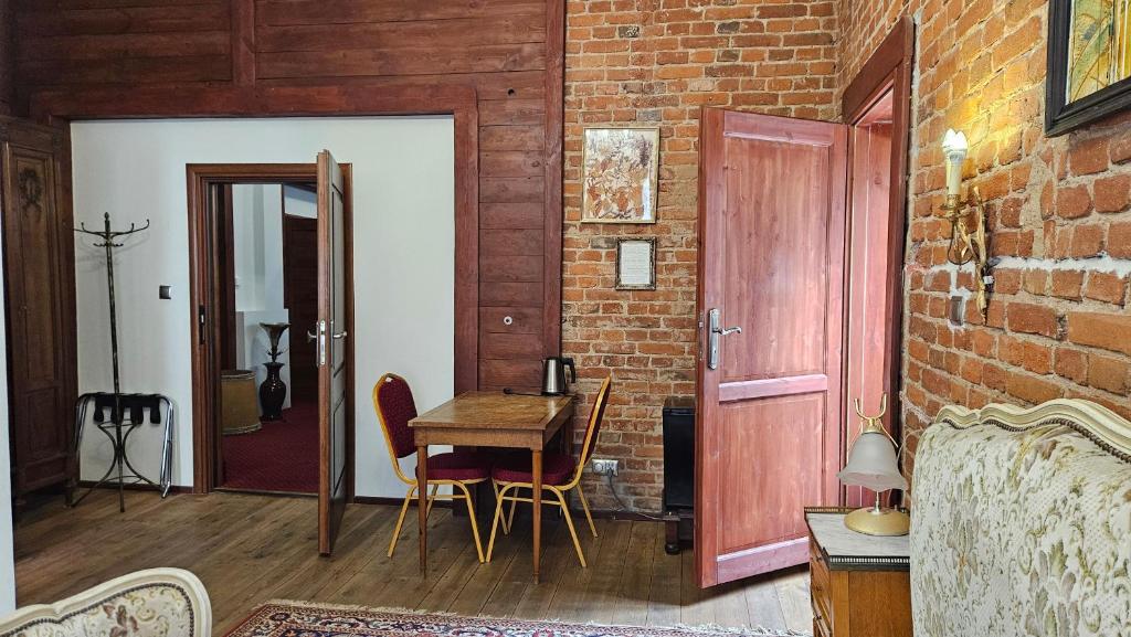 Lódzki Palacyk Historic Hotel - Resim 4