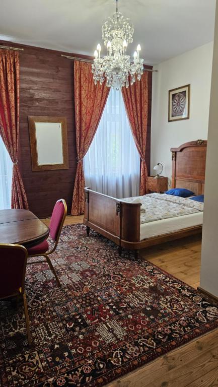 Lódzki Palacyk Historic Hotel - Resim 17