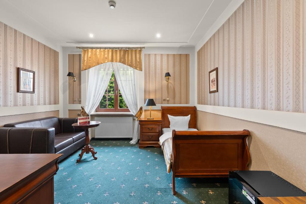 Posezení v ubytování Hotel Diament Arsenal Palace Katowice - Chorzów