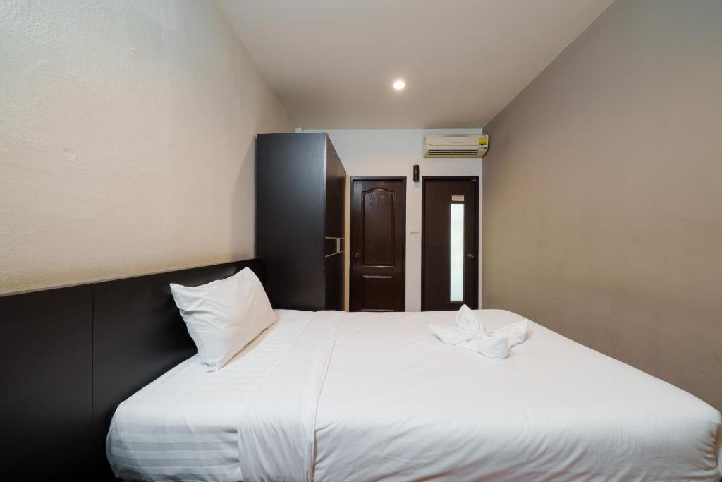 Dancenter Khaosan Park Hotel - Resim 30