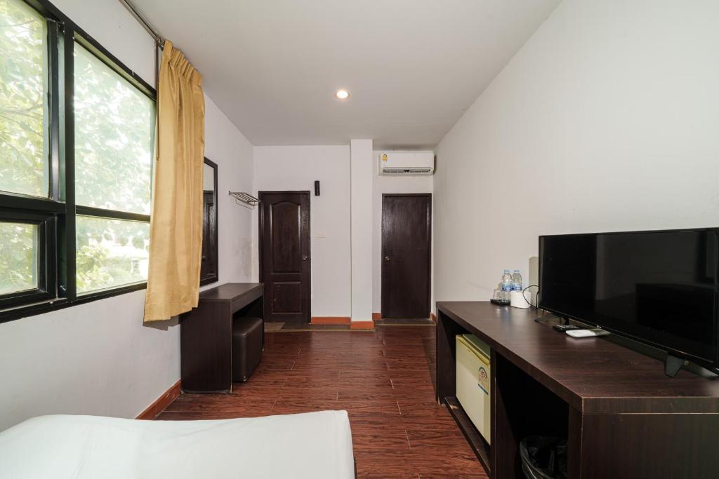 Dancenter Khaosan Park Hotel - Resim 37