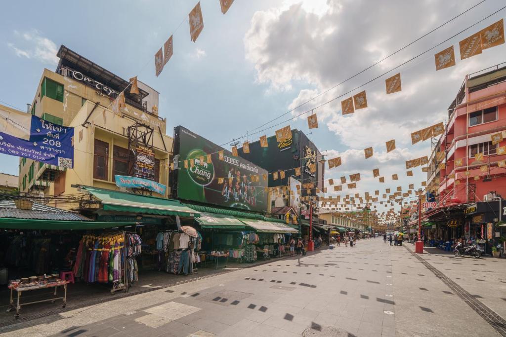 Dancenter Khaosan Park Hotel - Resim 42