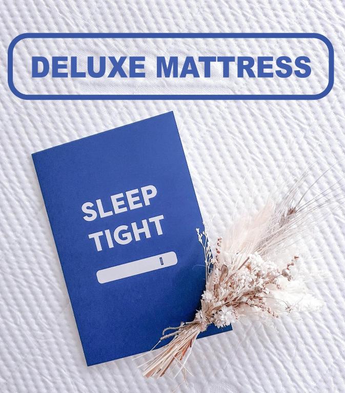 
Double or Twin Studio
