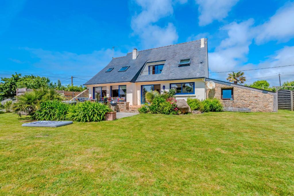Zahrada ubytování Maison avec spa à 700m de la plage