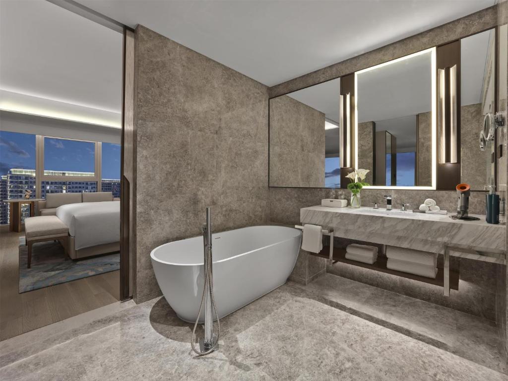 Koupelna v ubytování Hilton Shanghai Greater Hongqiao