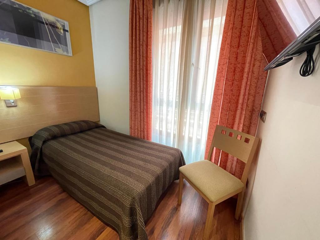 4C Bravo Murillo - Resim 35