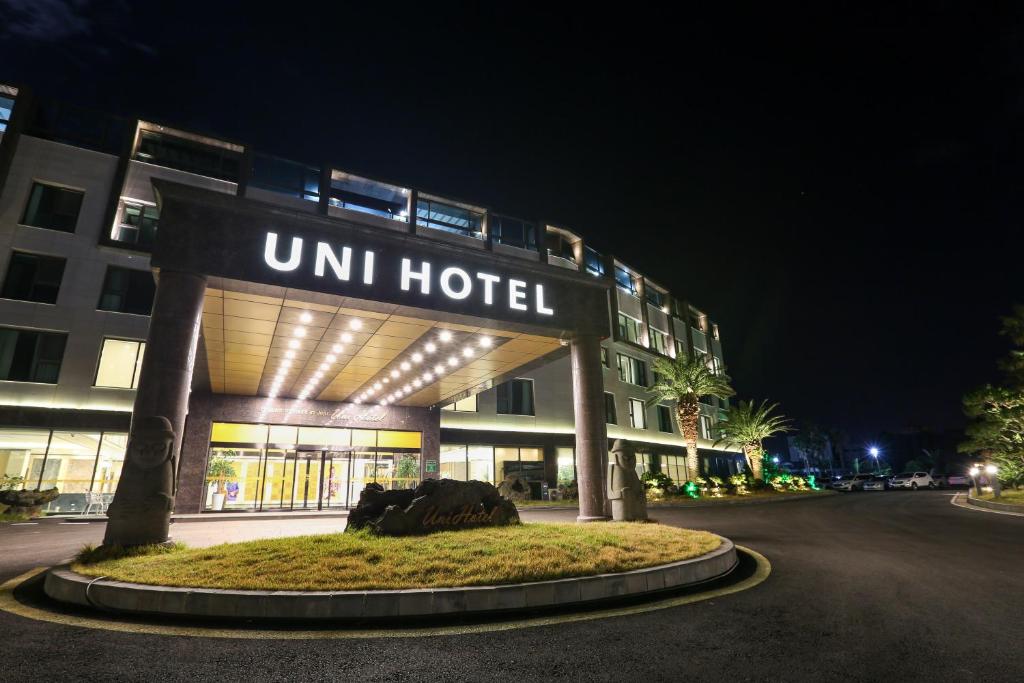 Uni Hotel Jeju 涯月海岸路656號真實酒店入口外觀