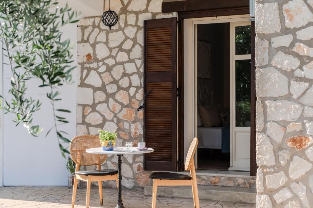 Patio nebo venkovní prostory v ubytování Manoir Dennise Villa