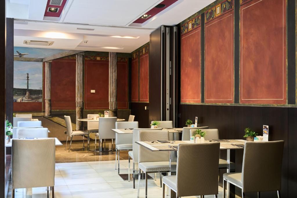 Catalonia Port - Resim 36