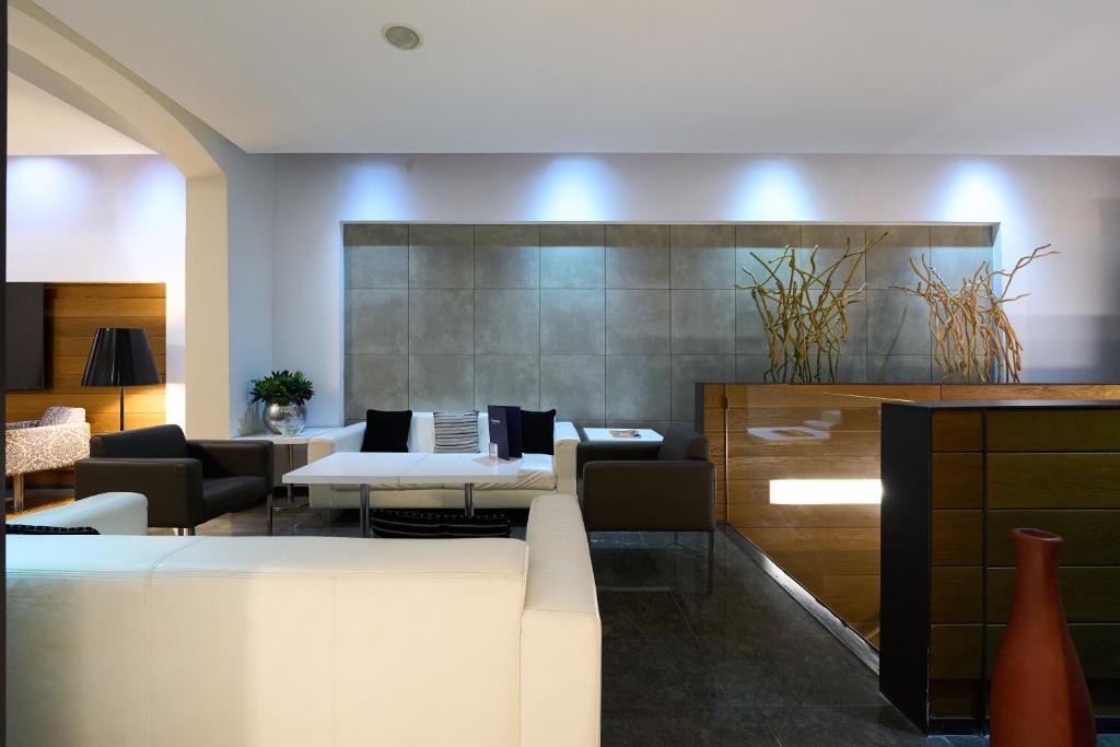 Catalonia Port - Resim 12