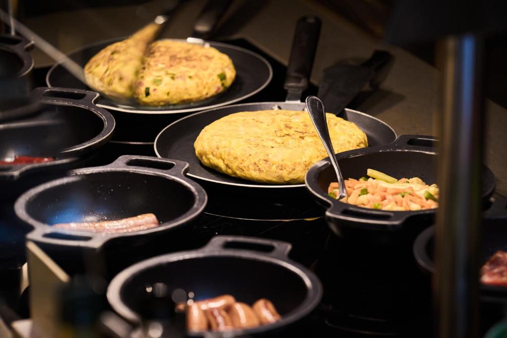 Catalonia Port - Resim 22