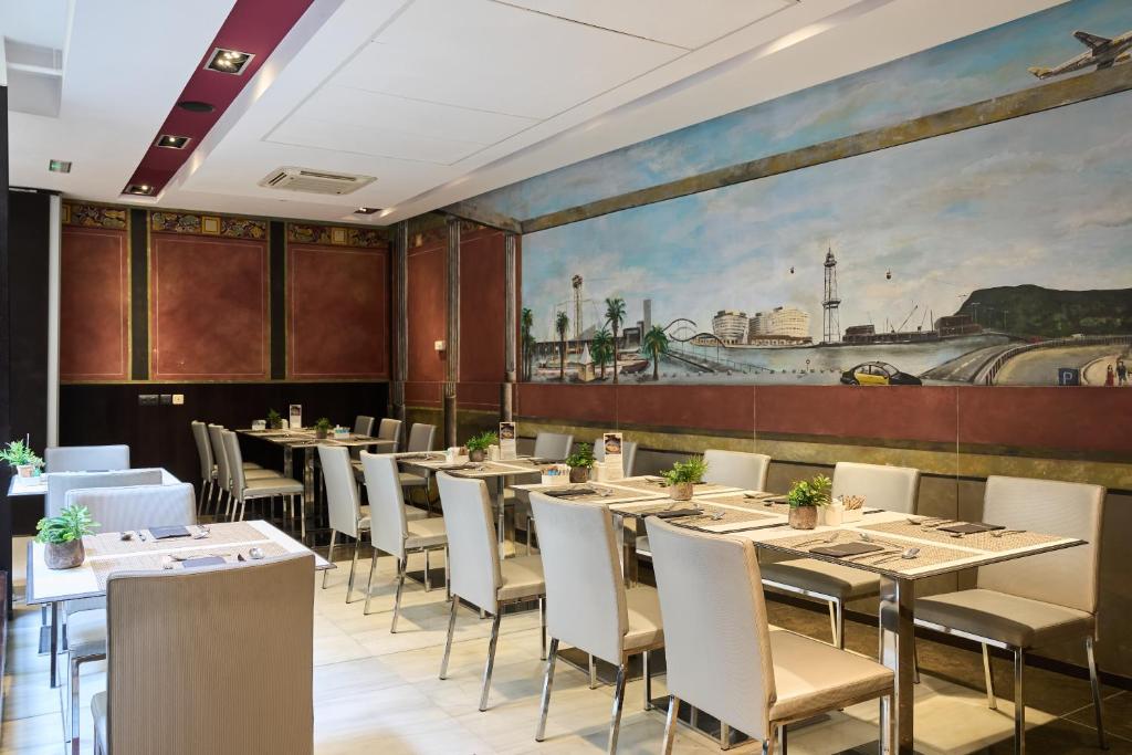 Catalonia Port - Resim 11