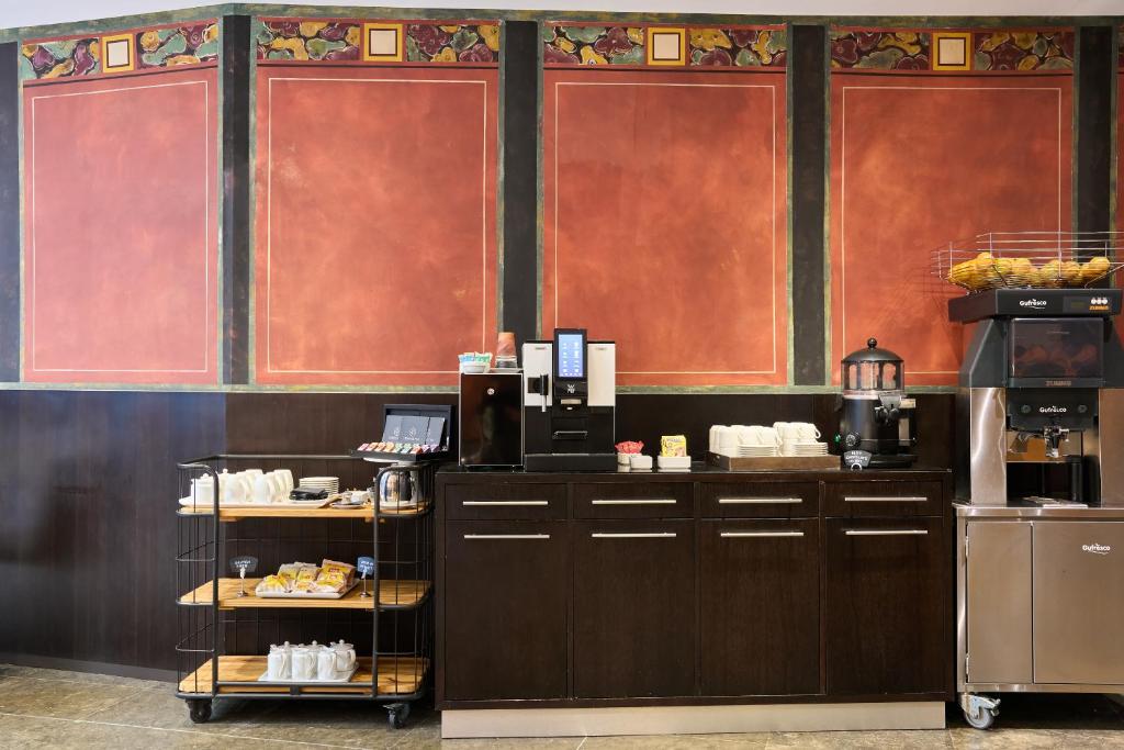 Catalonia Port - Resim 37