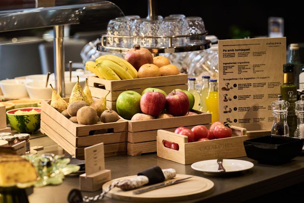 Catalonia Port - Resim 21