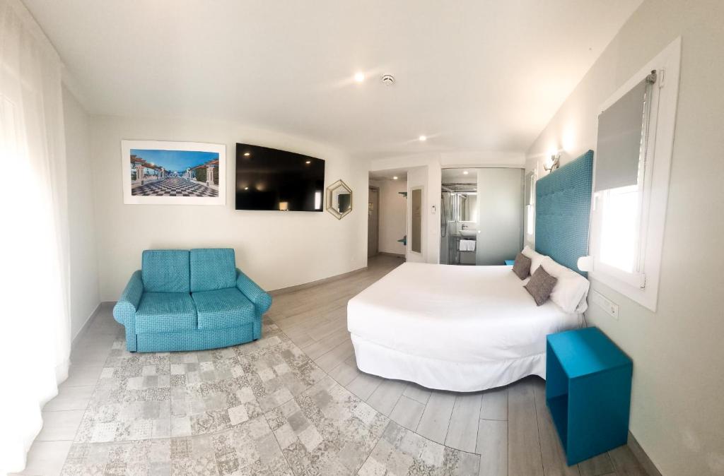 TV a/nebo společenská místnost v ubytování Hotel Clopy Rocamar