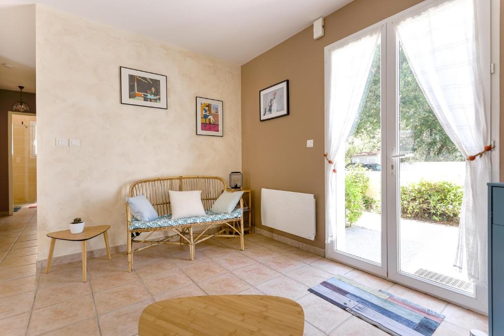 Posezení v ubytování Maison conviviale près du Chateau
