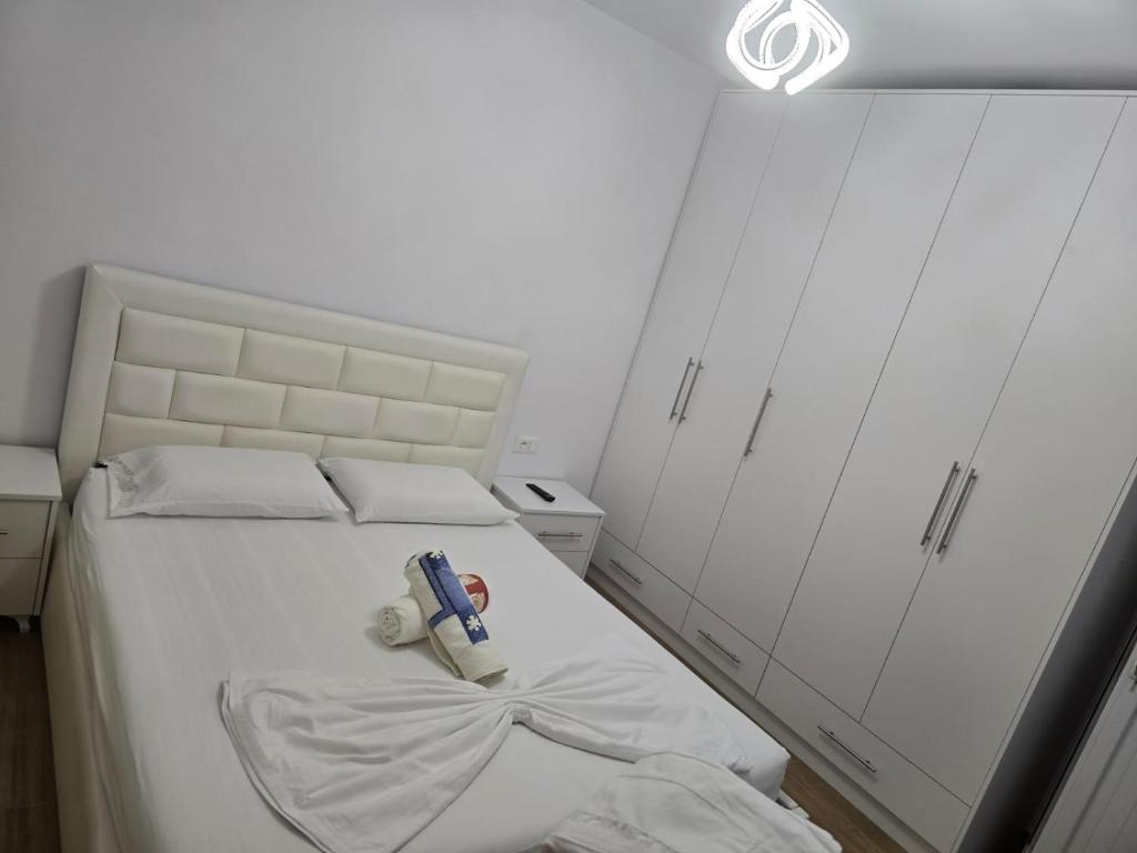 Apartament Eri