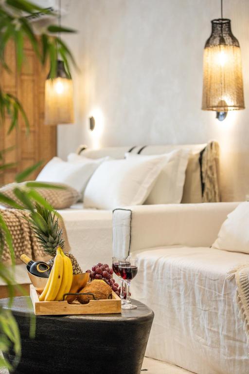 TERRA FOS NAXOS STUDIOS - 5