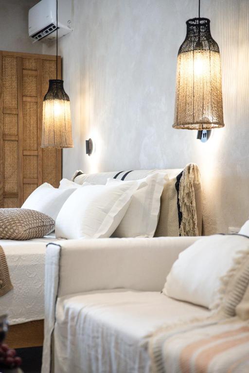 TERRA FOS NAXOS STUDIOS - 7