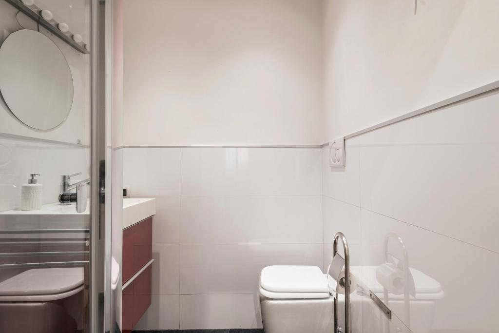 A bathroom at The Best Rent - Apartment in Testaccio district