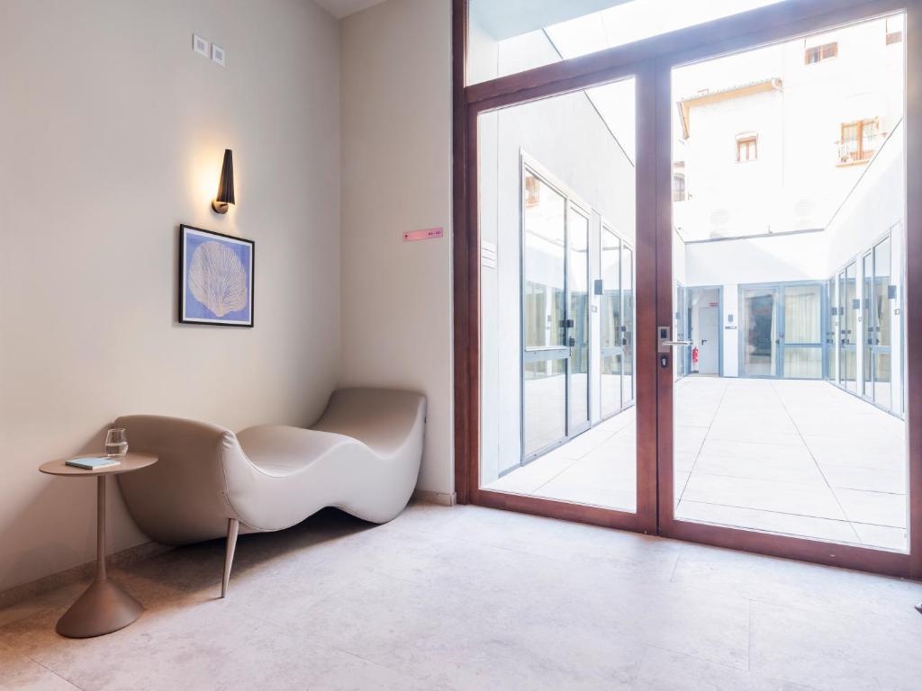 Numa Valencia La Xerea - Resim 12