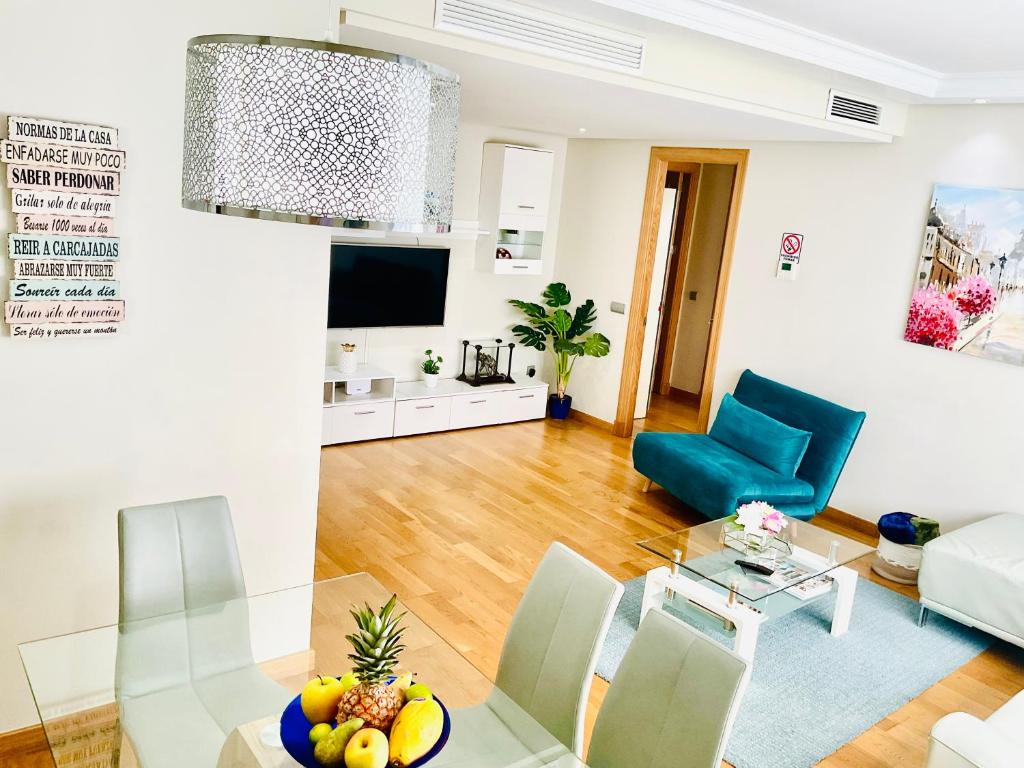 Televízia a/alebo spoločenská miestnosť v ubytovaní Wonderful apartment in Costa Del Sol