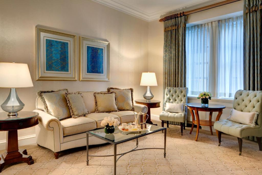 The Pierre, A Taj Hotel, New York - Executive Suite