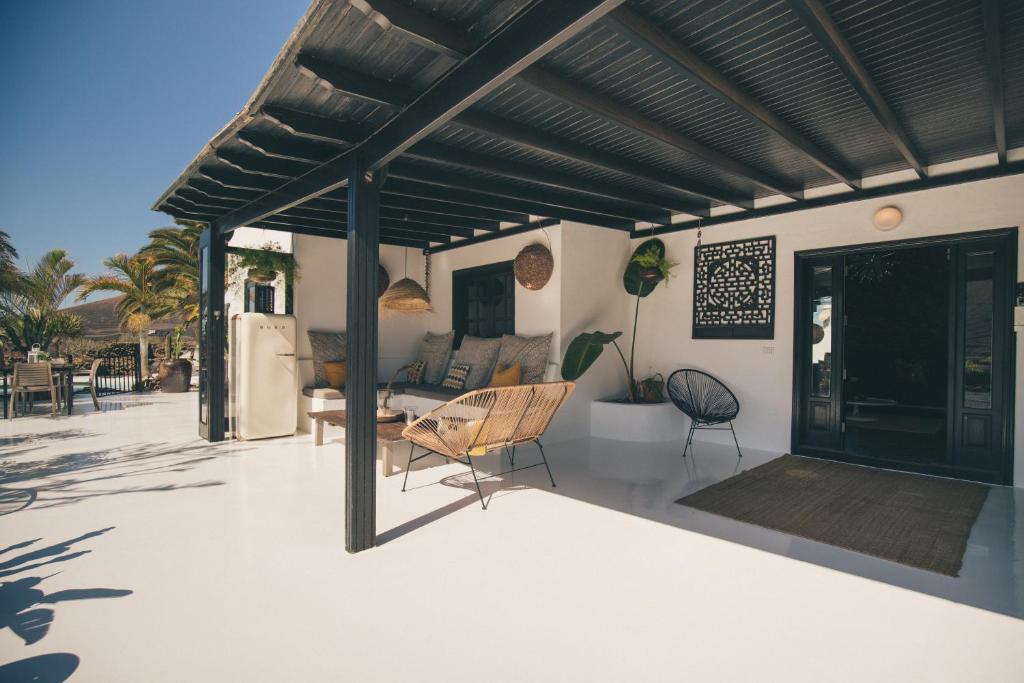 A seating area at Finca Malvasia Rural Estate & Vineyard