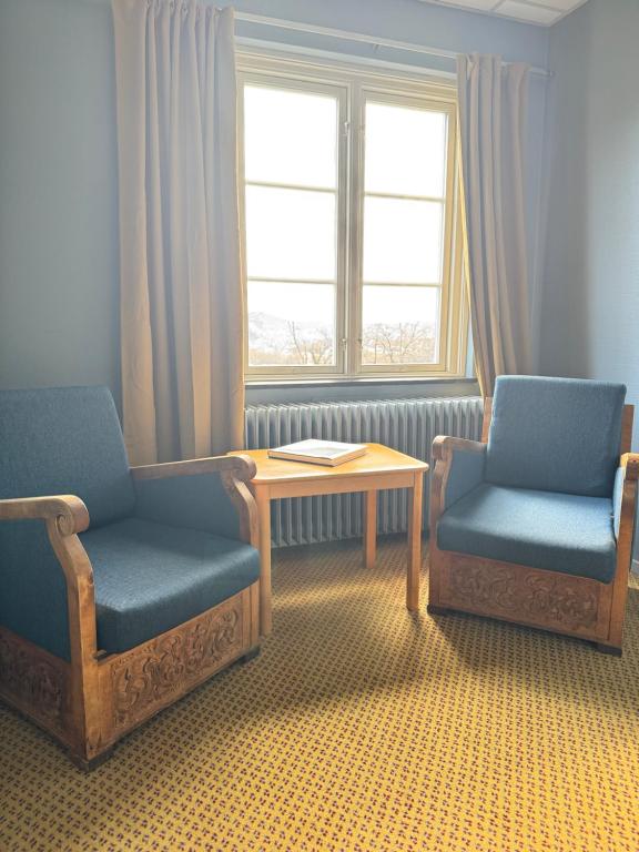 Posezení v ubytování Øvre Sem Gård