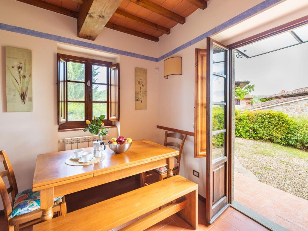 Kép Holiday Home La Torre by Interhome szállásáról Lucolena in Chiantiban a galériában
