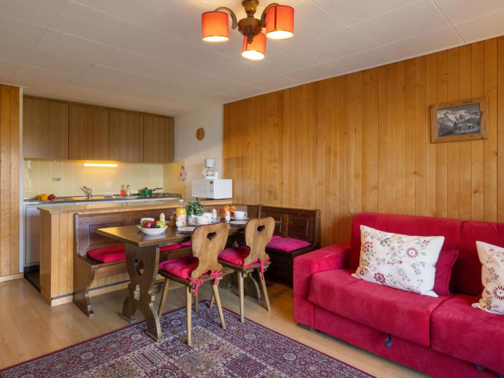 Kuchyň nebo kuchyňský kout v ubytování Apartment Beausoleil 14 by Interhome