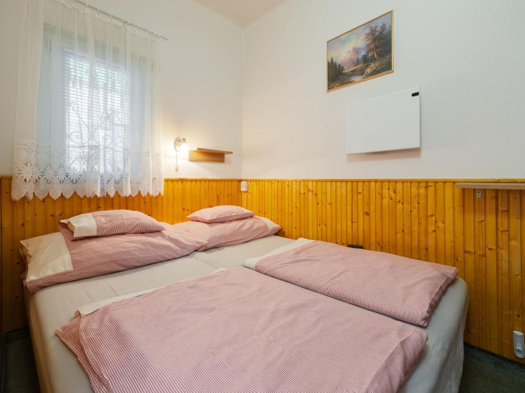 Posteľ alebo postele v izbe v ubytovaní Holiday Home Piccola by Interhome