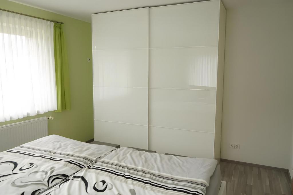 Postel nebo postele na pokoji v ubytování Ferienwohnung Bohnert