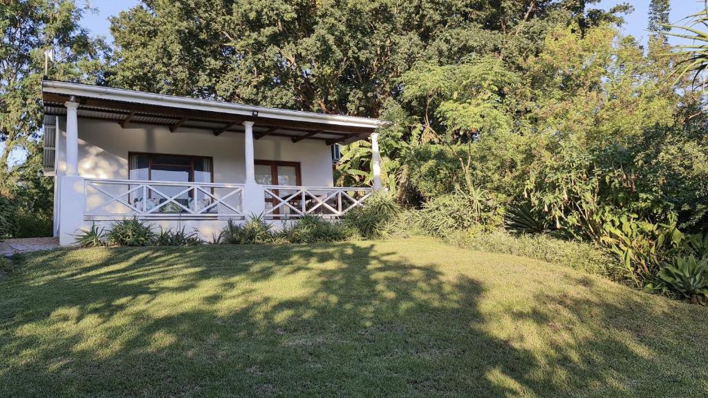 Zahrada ubytování Ndlovu Addo River Lodge