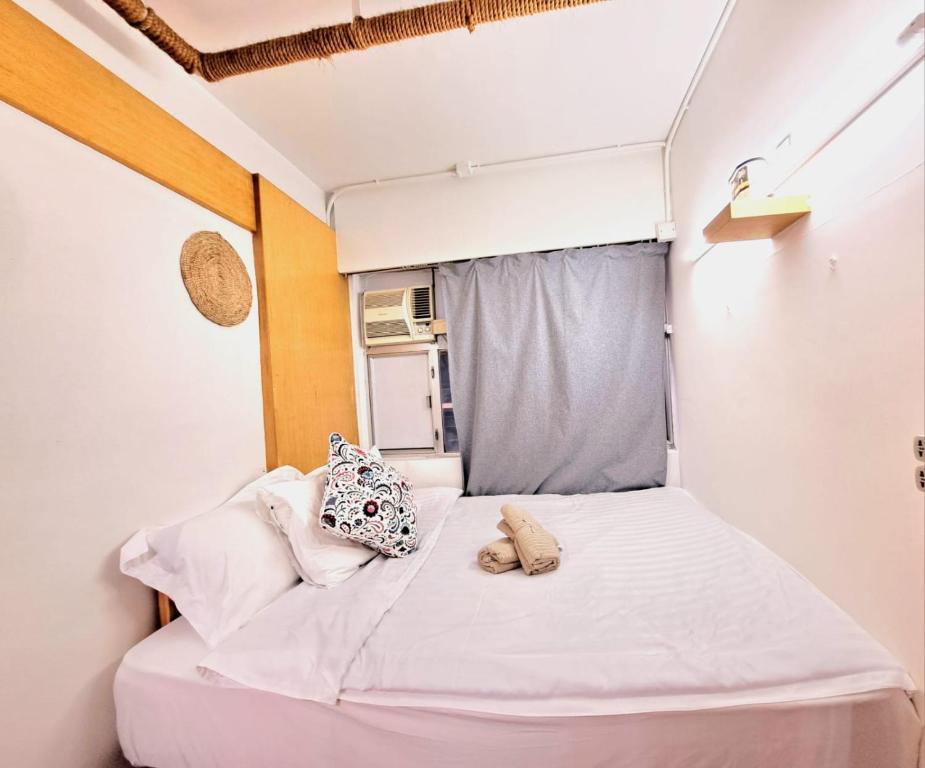 Postel nebo postele na pokoji v ubytování Cozy full Apartment 2 bedroom central area