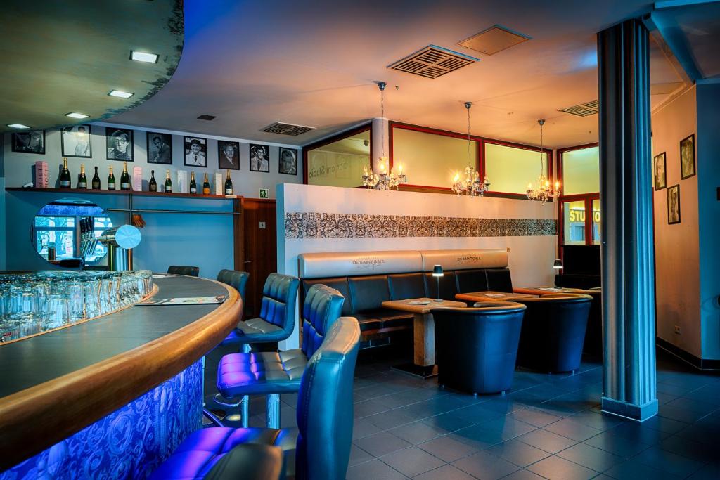 Lounge nebo bar v ubytování Enjoy Hotel am Studio