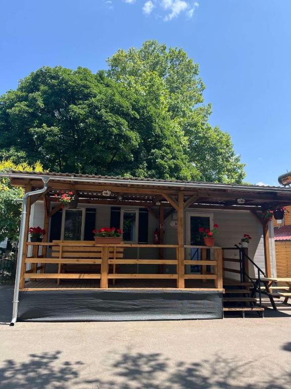 Haller Camping - Standaard Drie Slaapkamer Mobiel Huis