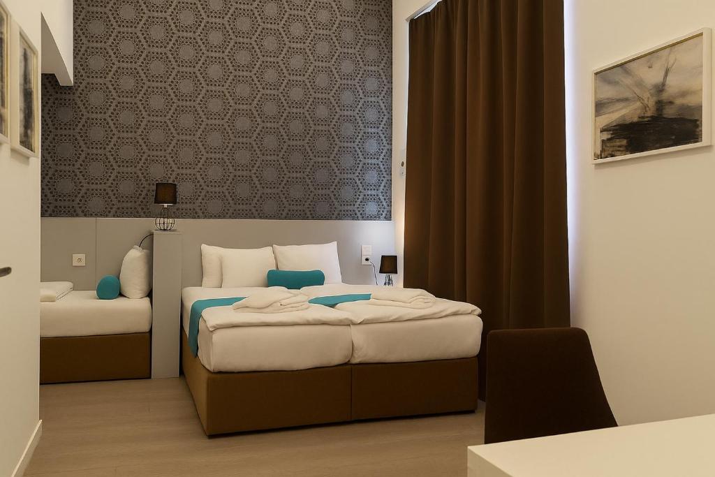 Hotel Mika Downtown - Resim 39