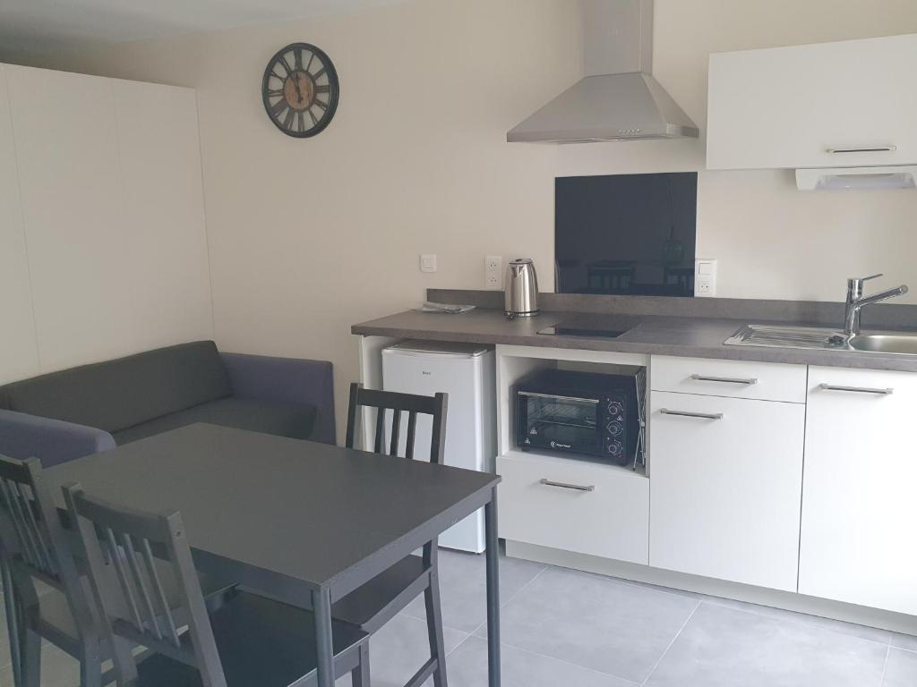 Photo de la galerie de l'établissement Studio neuf de 30m2, à Yssingeaux