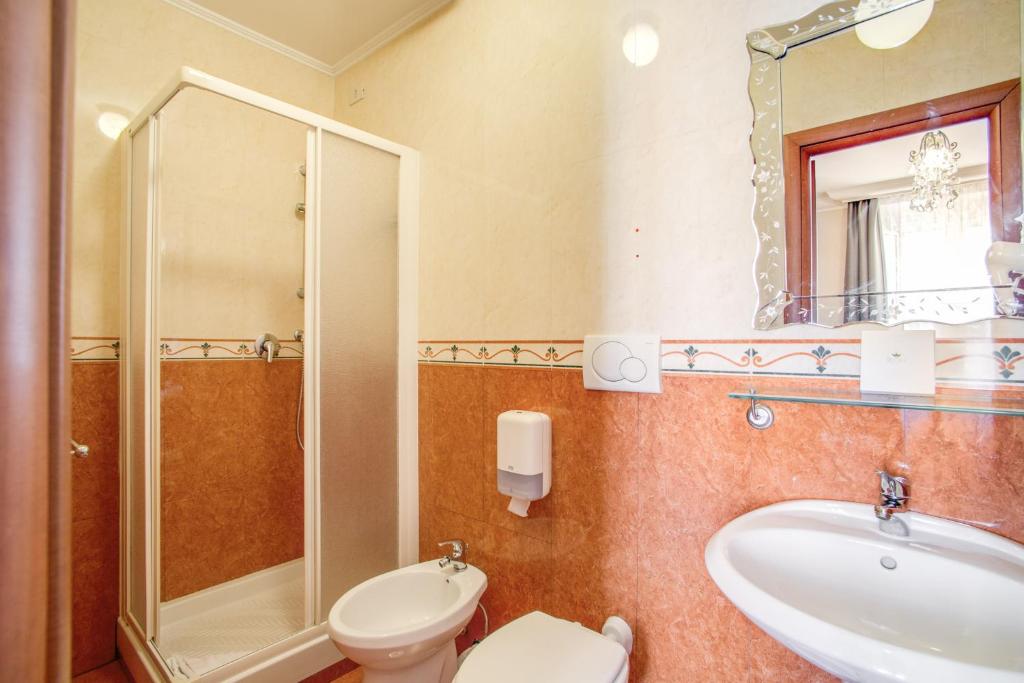 Koupelna v ubytování Hotel Caravaggio