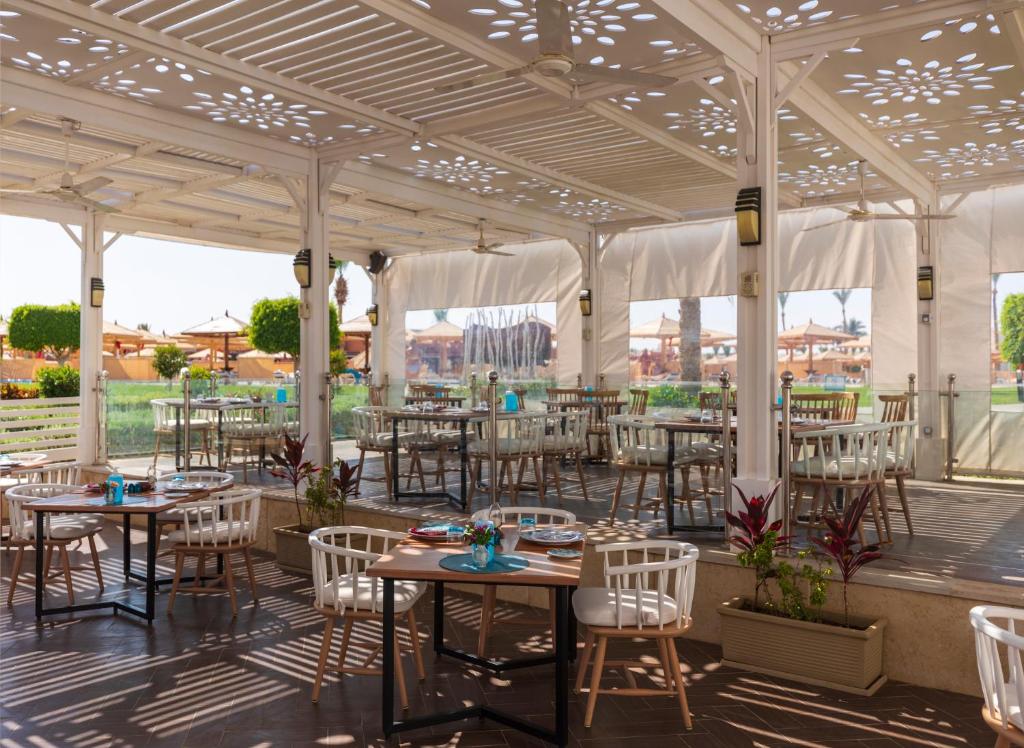 Sunrise Royal Makadi Resort - 3