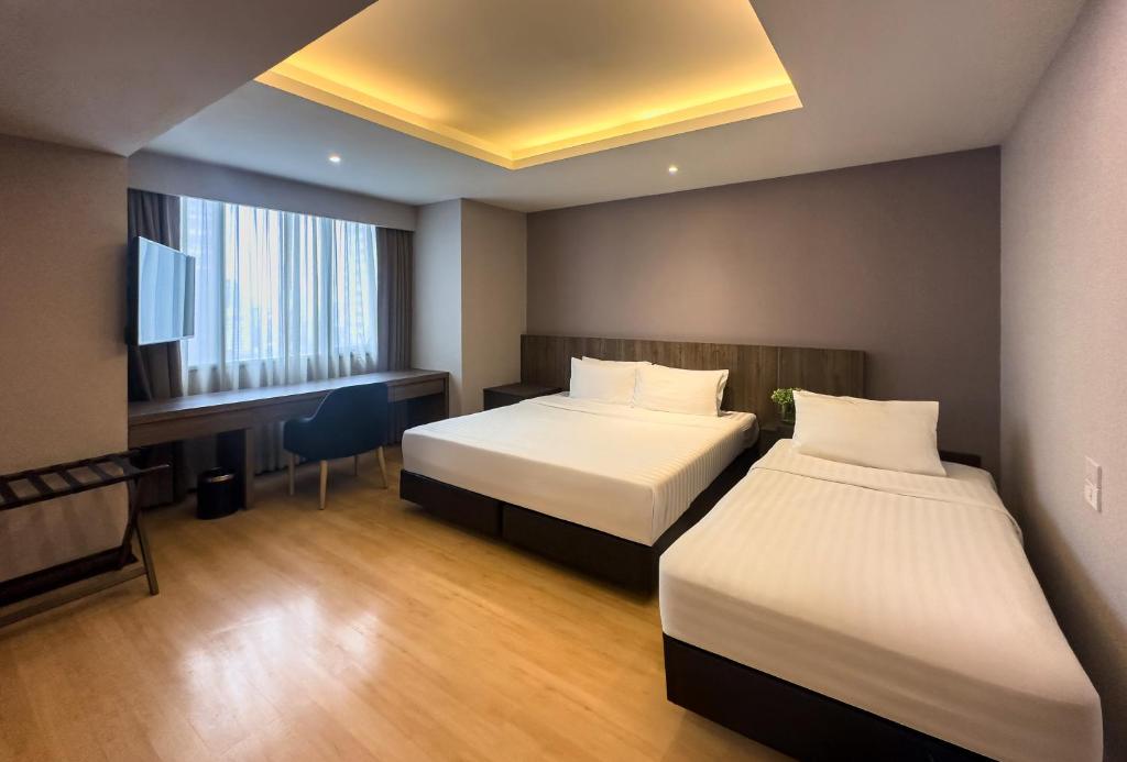 
Grand Suite with Extra Bed
