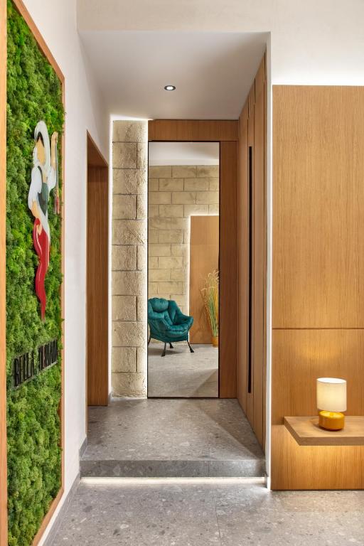 Fortunella Suites - Deluxe Double Room With Balcony