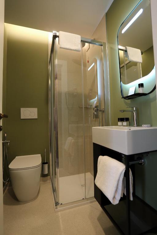 Ai Due Fanali Adults Only - Resim 36