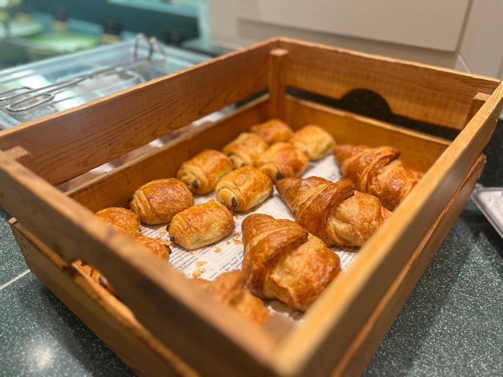 FOUR Essen City Centre - Resim 4