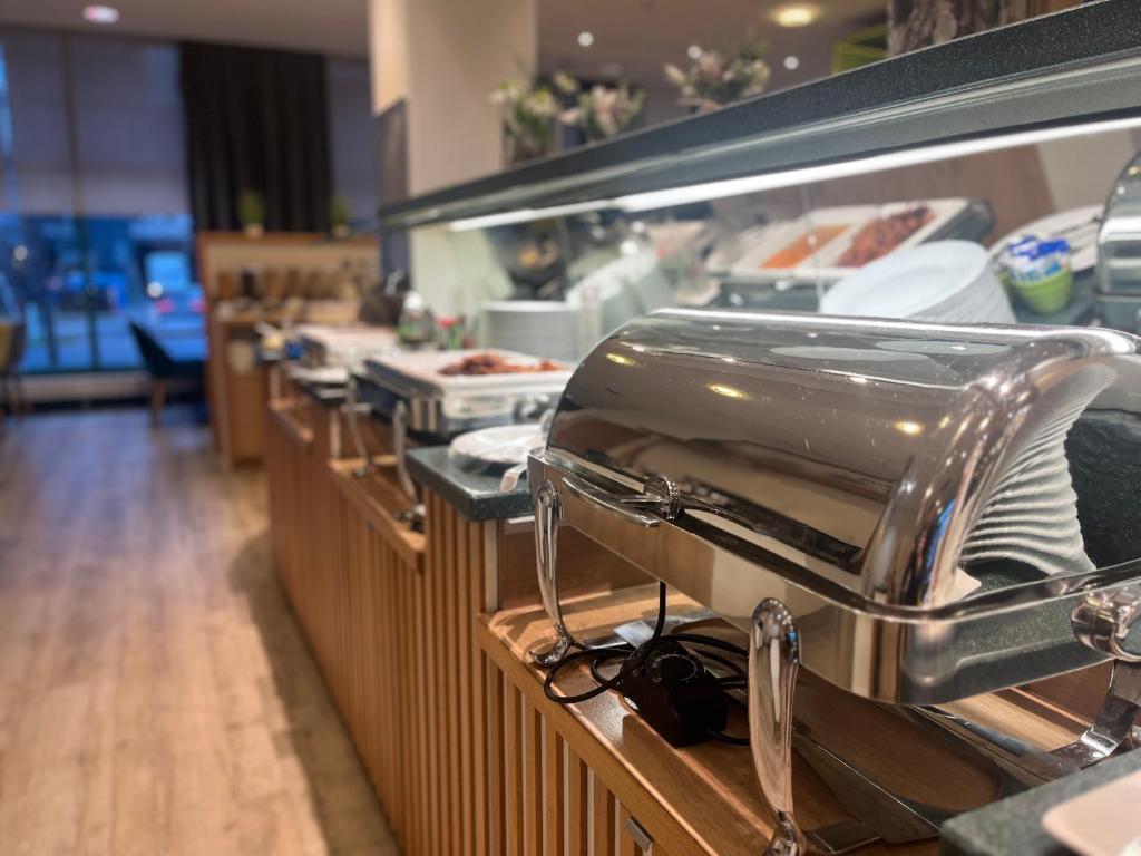 FOUR Essen City Centre - Resim 5